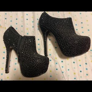 Black SHIEKH Rhinestone high heels